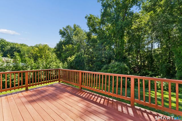 18 Woodcreek Road, Brookfield, CT 06804