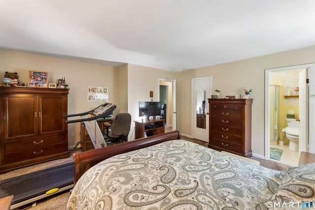 18 Woodcreek Road, Brookfield, CT 06804
