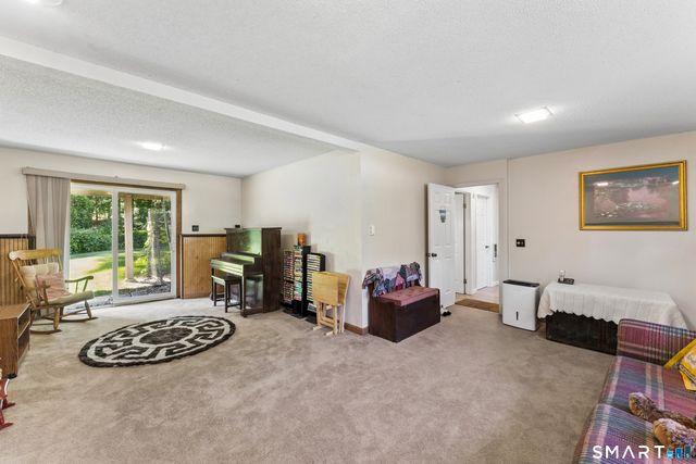 18 Woodcreek Road, Brookfield, CT 06804