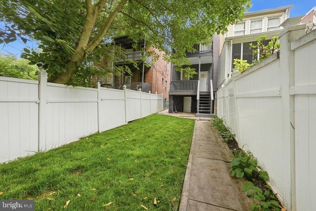 3839 CLIFTON AVE, Baltimore, MD 21216