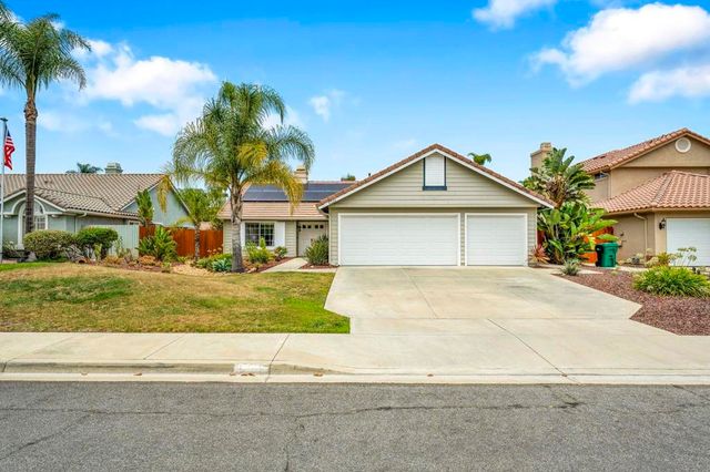 5521 Daybreak Ct, Oceanside, CA 92057