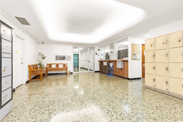 1560 Kanunu Street 1401, Honolulu, HI 96814