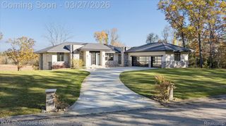 1164 Lake Forest Way, Milford Charter Township, MI 48380