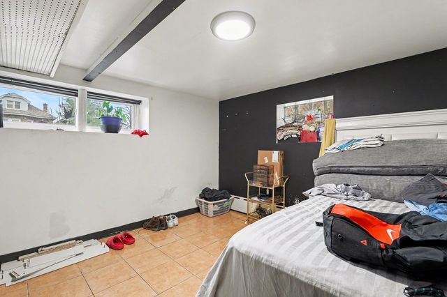 6342 W Henderson Street, Chicago, IL 60634