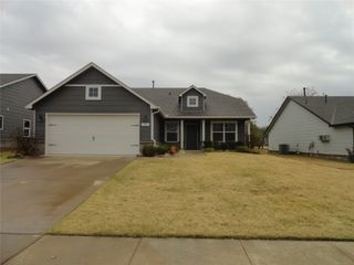 3809 N 33rd Street, Broken Arrow, OK 74014