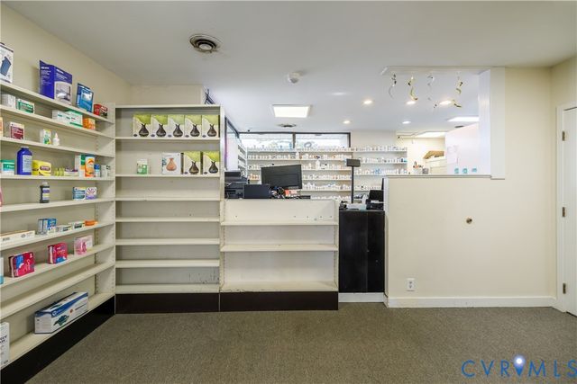 2000 Snead Ave, Colonial Heights, VA 23834