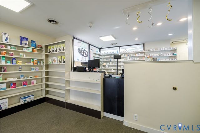 2000 Snead Ave, Colonial Heights, VA 23834