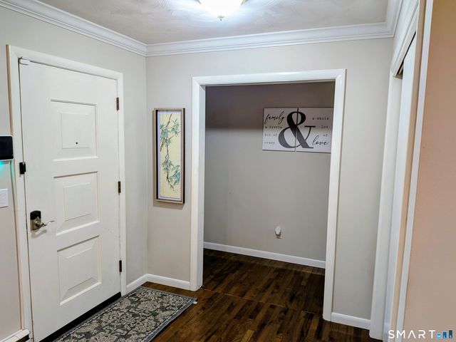 30 Fairfield Road, Oxford, CT 06478