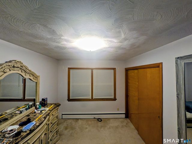 30 Fairfield Road, Oxford, CT 06478