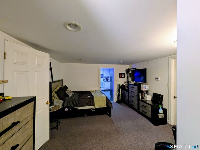 30 Fairfield Road, Oxford, CT 06478