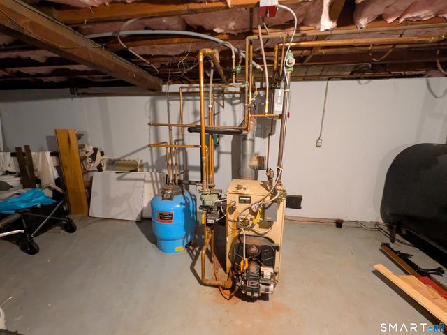 30 Fairfield Road, Oxford, CT 06478