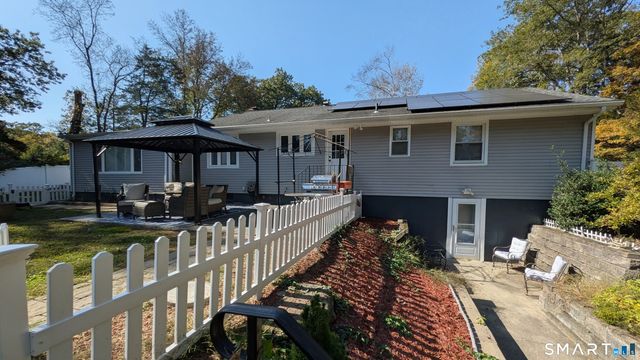 30 Fairfield Road, Oxford, CT 06478