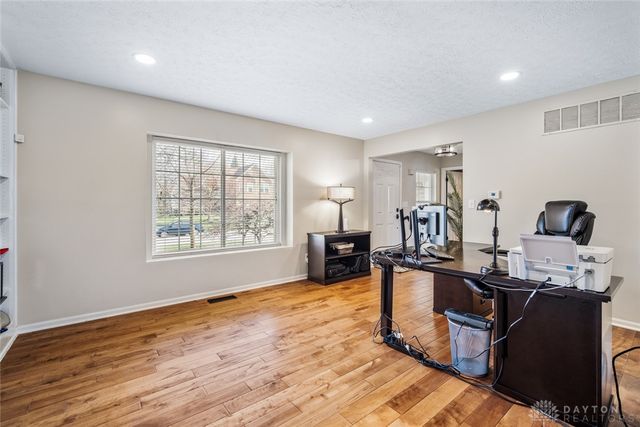 765 Beckley Farm Way, Springboro, OH 45066