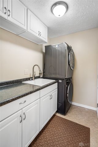 765 Beckley Farm Way, Springboro, OH 45066