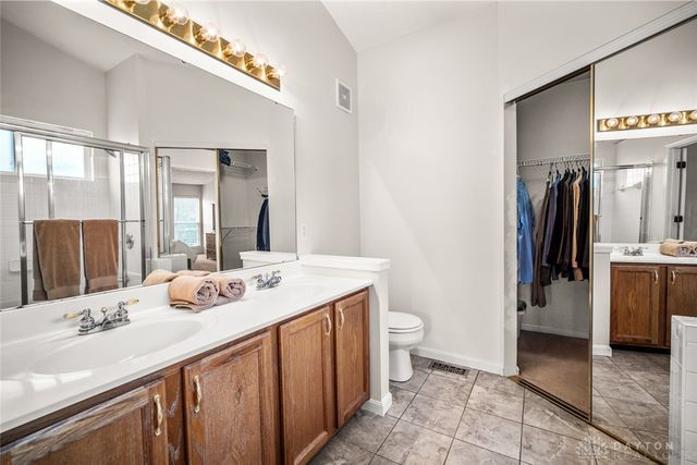 765 Beckley Farm Way, Springboro, OH 45066