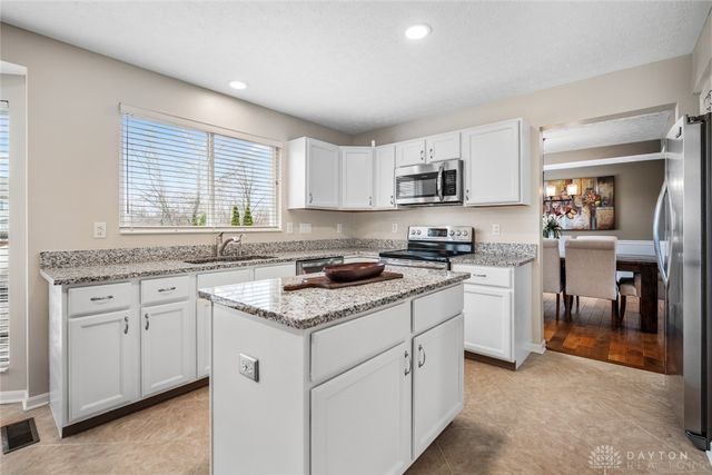 765 Beckley Farm Way, Springboro, OH 45066