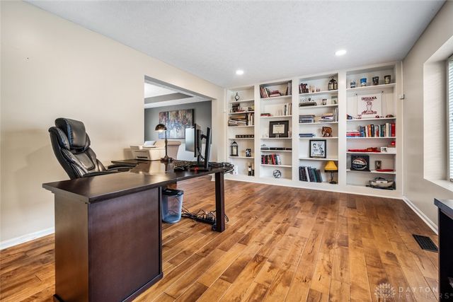 765 Beckley Farm Way, Springboro, OH 45066