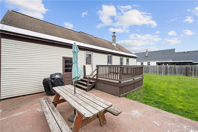 203 Forest Drive, Cicero, NY 13212