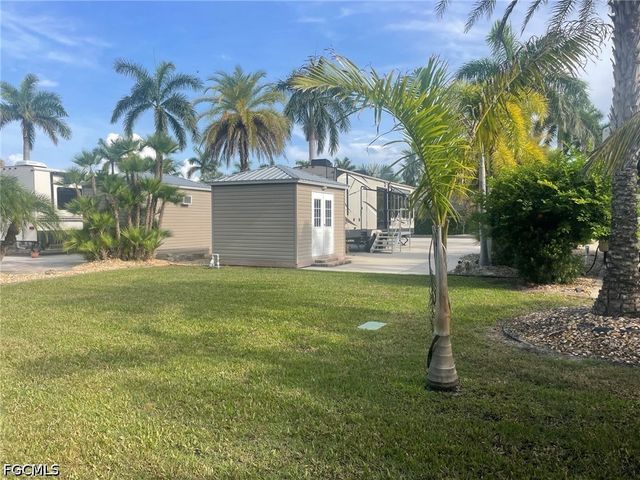 5252 Cypress Trail Resort CIR, Fort Myers, FL 33905