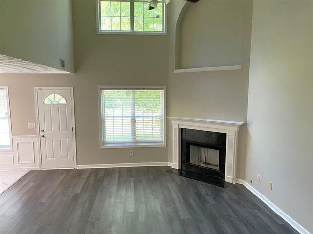 646 Lakes Circle, Lithonia, GA 30058