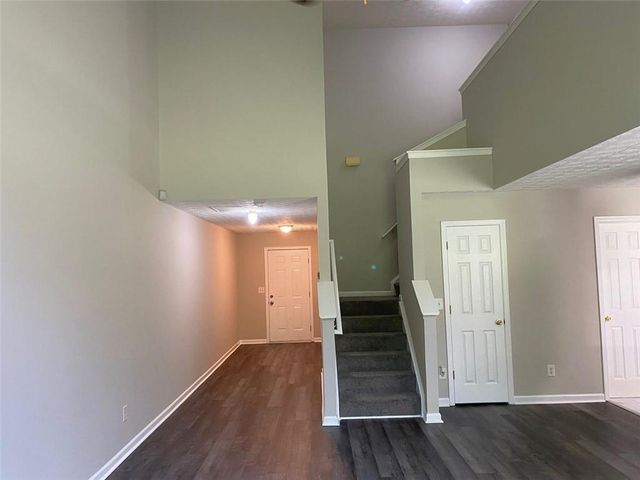 646 Lakes Circle, Lithonia, GA 30058