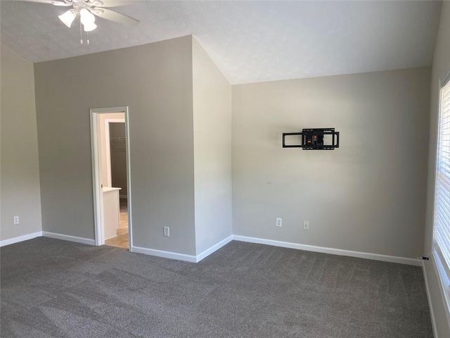 646 Lakes Circle, Lithonia, GA 30058