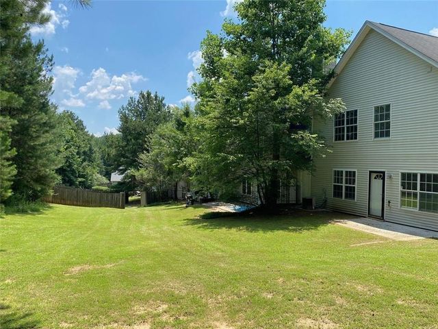 646 Lakes Circle, Lithonia, GA 30058