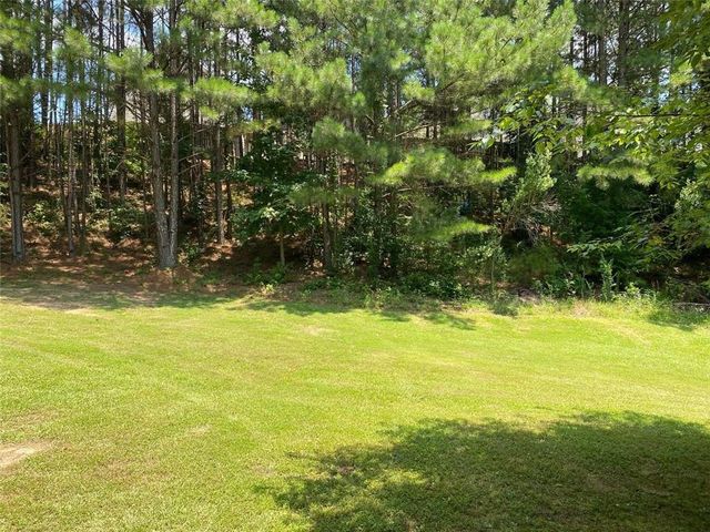 646 Lakes Circle, Lithonia, GA 30058