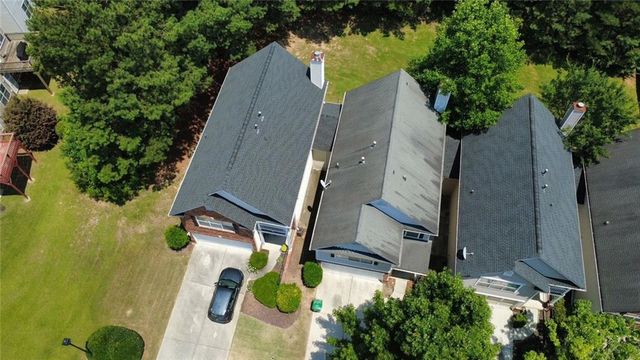 646 Lakes Circle, Lithonia, GA 30058