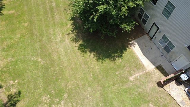 646 Lakes Circle, Lithonia, GA 30058