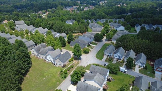 646 Lakes Circle, Lithonia, GA 30058