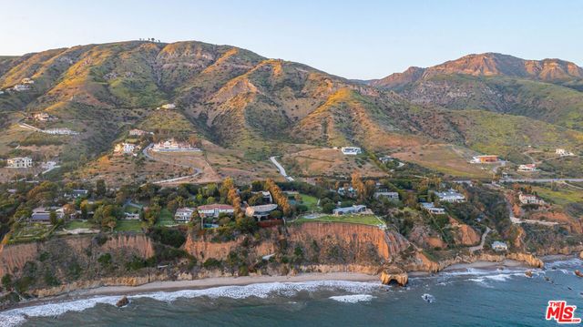 4130 Encinal Canyon Road, Malibu, CA 90265