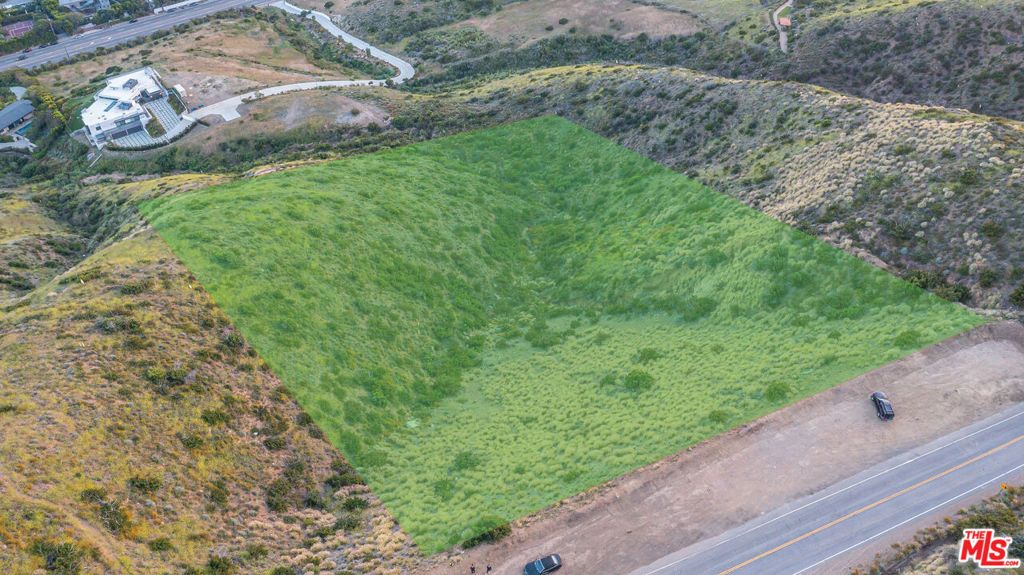 Image 3 of property listing at 4130 Encinal Canyon Road, Malibu, CA 90265