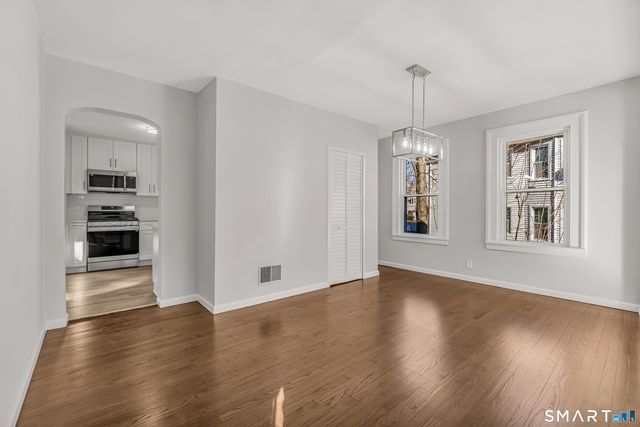 15 Court Street, West Haven, CT 06516