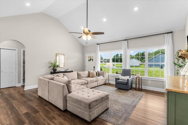 195 Timberbrook Drive, Chatsworth, GA 30705