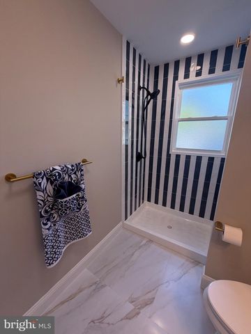 203 N CUMMINGS AVE, Glassborough, NJ 08028