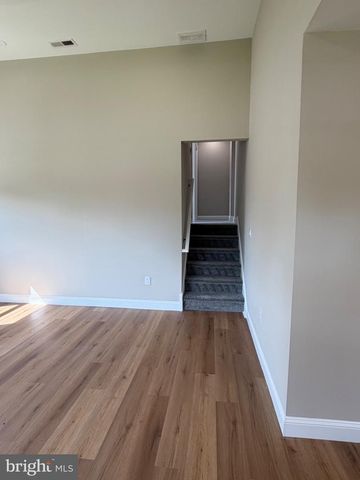 203 N CUMMINGS AVE, Glassborough, NJ 08028