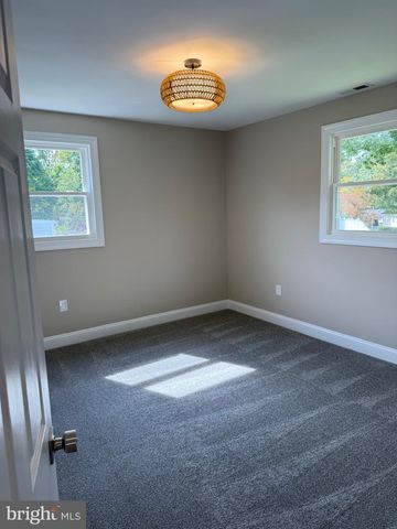 203 N CUMMINGS AVE, Glassborough, NJ 08028