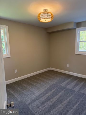203 N CUMMINGS AVE, Glassborough, NJ 08028