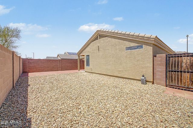 23219 W ASHLEIGH MARIE Drive, Buckeye, AZ 85326