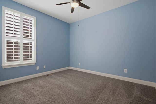 5036 Winslow Dr, Mount Juliet, TN 37122