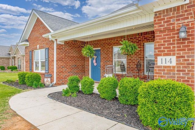 114 Evergreenview Drive, Hazel Green, AL 35750