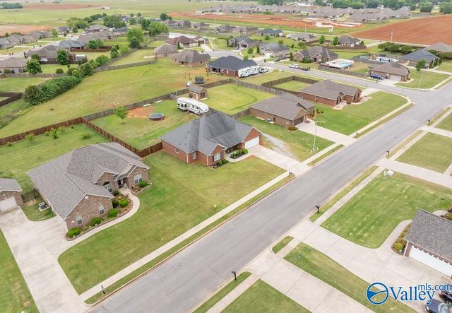114 Evergreenview Drive, Hazel Green, AL 35750