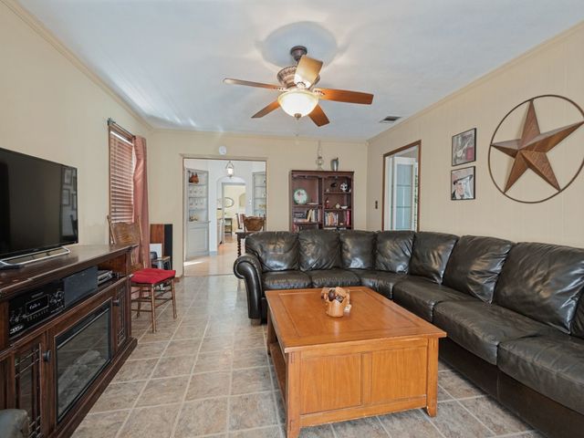 5716 Winton Street, Dallas, TX 75206