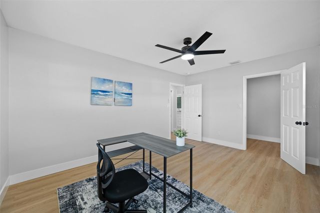 11702 84TH AVENUE, Seminole, FL 33772