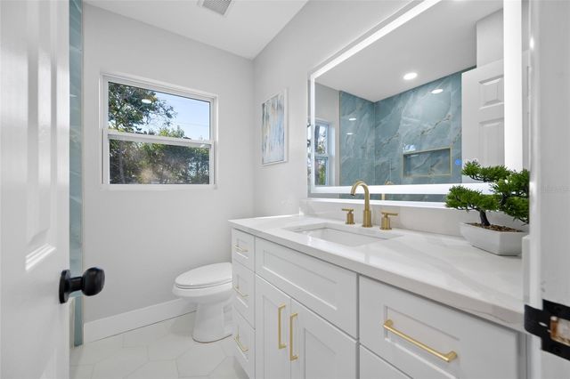 11702 84TH AVENUE, Seminole, FL 33772