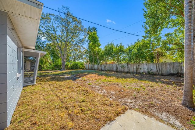 11702 84TH AVENUE, Seminole, FL 33772