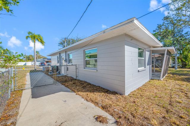 11702 84TH AVENUE, Seminole, FL 33772