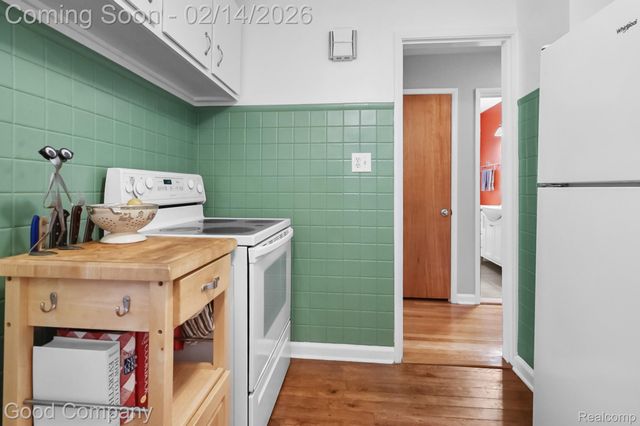 1245 West Boulevard, Berkley, MI 48072