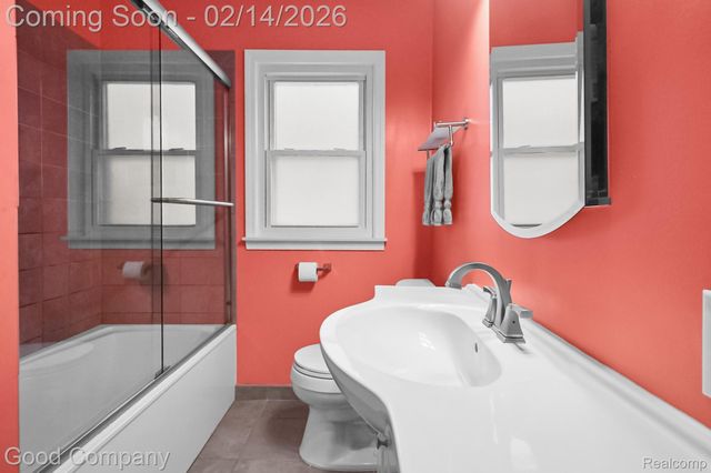 1245 West Boulevard, Berkley, MI 48072